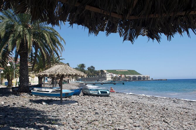 Go North Tour - Madeira Island Excursion - Santa Cruz: a calmer final stop