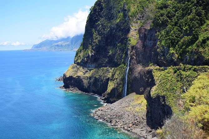 Go West - The most popular tour - Porto Moniz: the day’s main stop