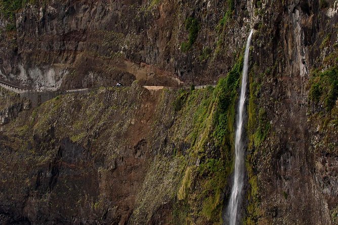 Go West Tour - Madeira Island Excursion - Véu da Noiva brings a waterfall to the coast
