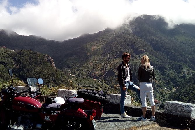 Half-Day Private Sidecar Tour on Madeira’s West Coast - Cabo Girão: the glass platform and the extra fee