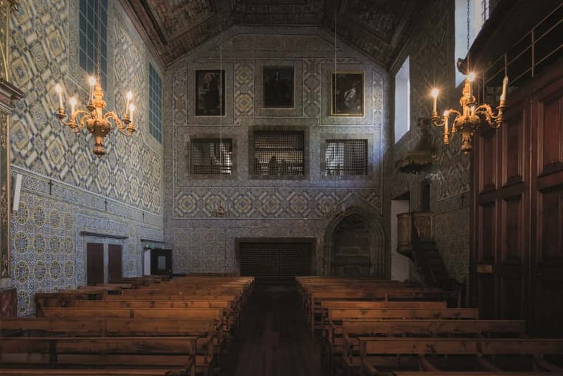 Hidden Funchal: Stories & Secrets Tour - Quiet streets, old bookshops, and overlooked corners