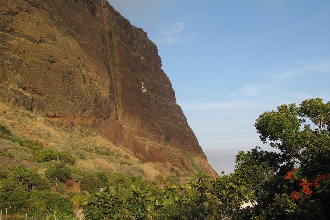 Incredible tour to a 'Faja' with a story - The cable-car ride down to the ocean