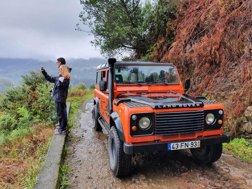 Jeep Tour Santana to East-Side - Cedro Gordo, Faial, and Madeira’s narrow old roads