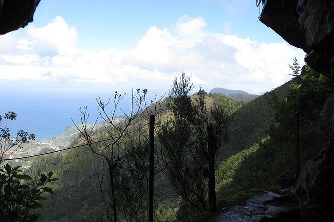 Levada Walk from Ribeiro Frio to Portela - Why the picnic rule matters