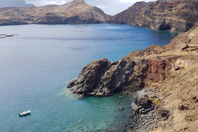 Lighthouse View 1 - Cais do Sardinha to Lighthouse and return Quinta do Lorde - Starting at Cafetaria Sardine House