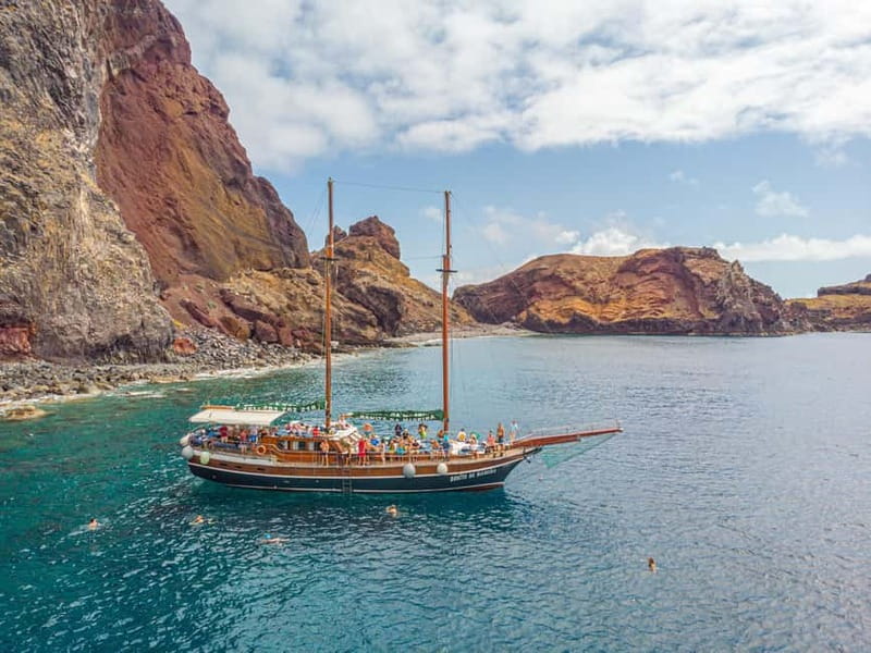 Madeira : 5 hour East Coast boat excursion - Garajau and Cristo Rei from the water