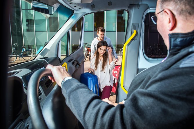 Madeira Airport (FNC) Arrival Transfer (Airport to Funchal Hotels or Address) - What the private vehicle changes