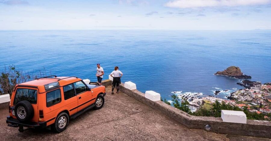 Madeira : Full Day Adult-only west 4x4 Tour - Ponta do Sol and the climb through Madeira’s farms