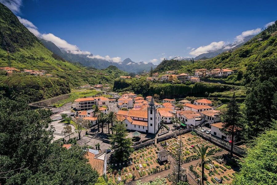 Madeira: Full-Day Porto Moniz Jeep Tour - Who should choose this Jeep tour