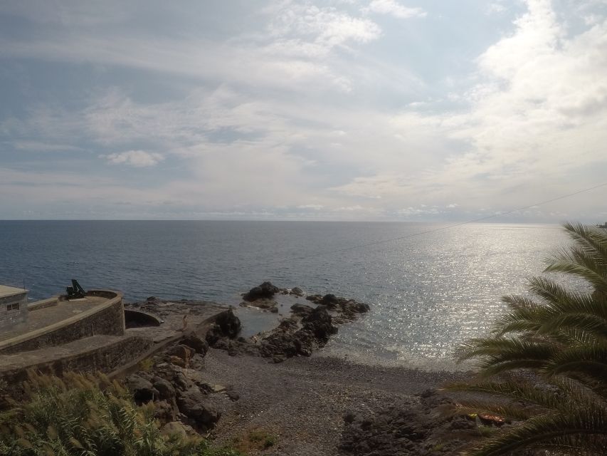 Madeira: Garajau Nature Reserve Kayak and Snorkel Tour - The guide can shape the whole experience