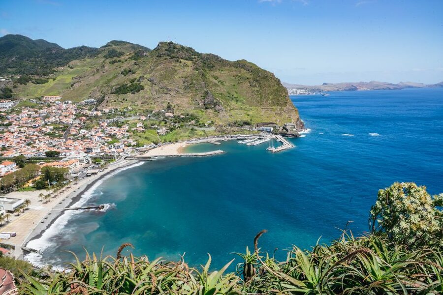 Madeira: Half-Day Pico Arieiro Jeep Tour - Machico, Madeira’s early discovery point