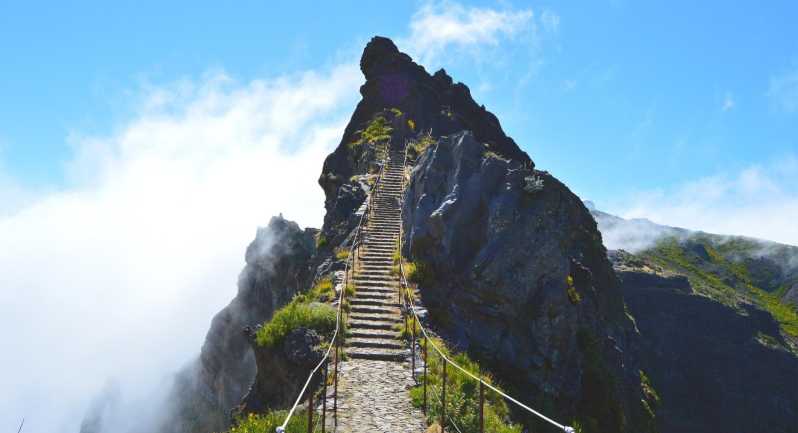 Madeira: Heavenly Sunset Pico do Arieiro with Snacks & Wine - The ride from Funchal to the high mountains