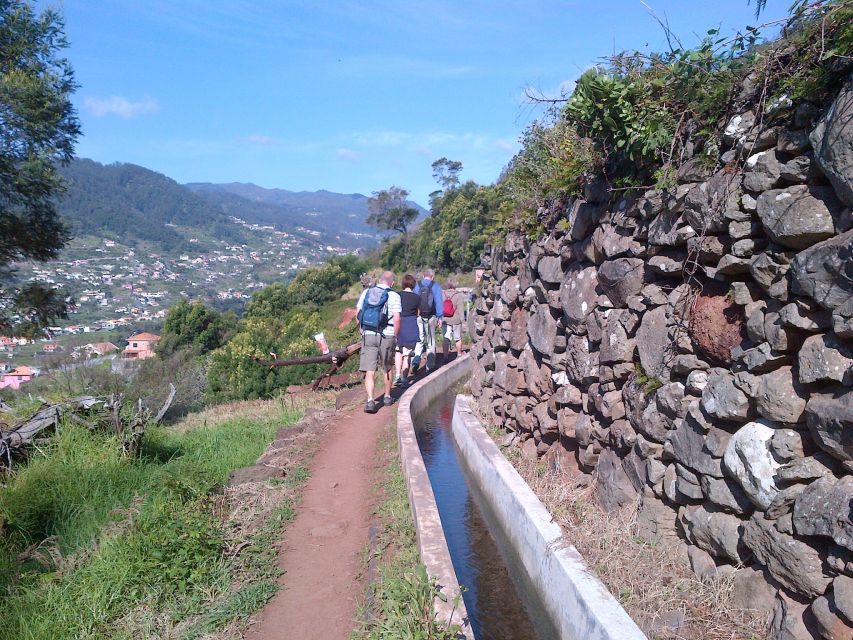 Madeira: Maroços Landscapes 2.5-Hour Guided Walk - Practical Preparation for the Levada