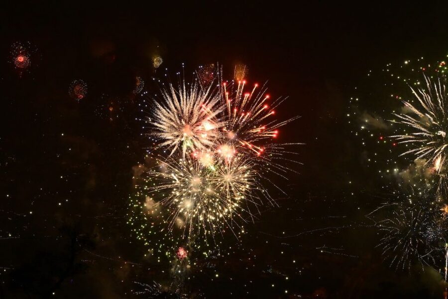 Madeira: New Years Eve Fireworks Catamaran Cruise - A short cruise past the Christmas lights