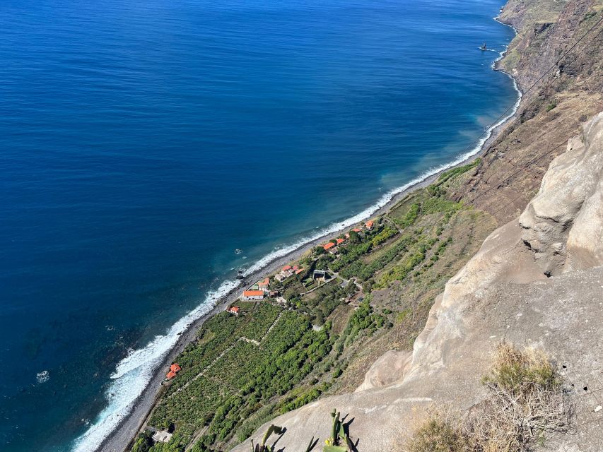 Madeira North Offbeat: Boaventura, Sao Vicente, Pta Delgada - Serra de Água, a broad valley between high mountains