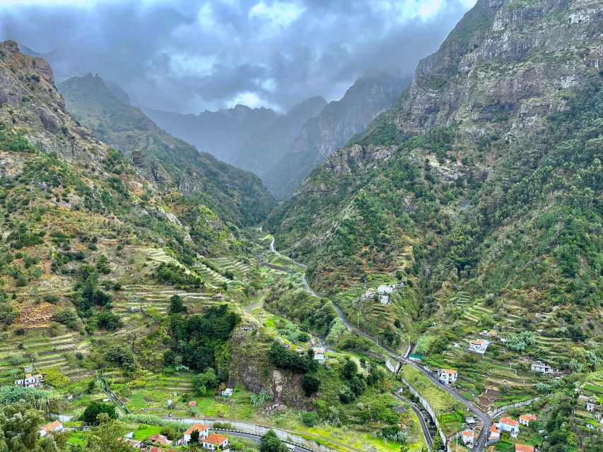 Madeira North Offbeat: Boaventura, Sao Vicente, Pta Delgada - Encumeada at 1,007 meters