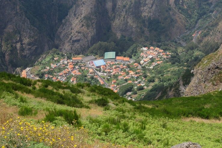 Madeira : Nun's Valleys and Pico Areeiro 4X4 Tour - What the $49 price really covers