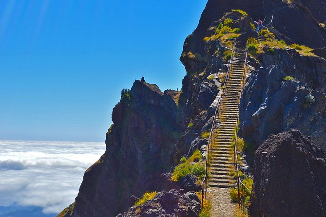 Madeira Peaks - Mountain Walk - Starting high at Pico do Arieiro