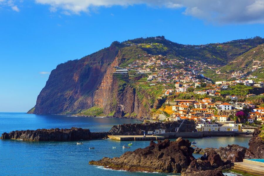 Madeira: Pico do Arieiro Sunrise with East and West Tour - Porto Moniz: lunch and natural lava pools