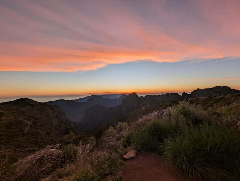 Madeira: Pico do Arieiro Sunset with Optional Dinner - What happens when the clouds arrive