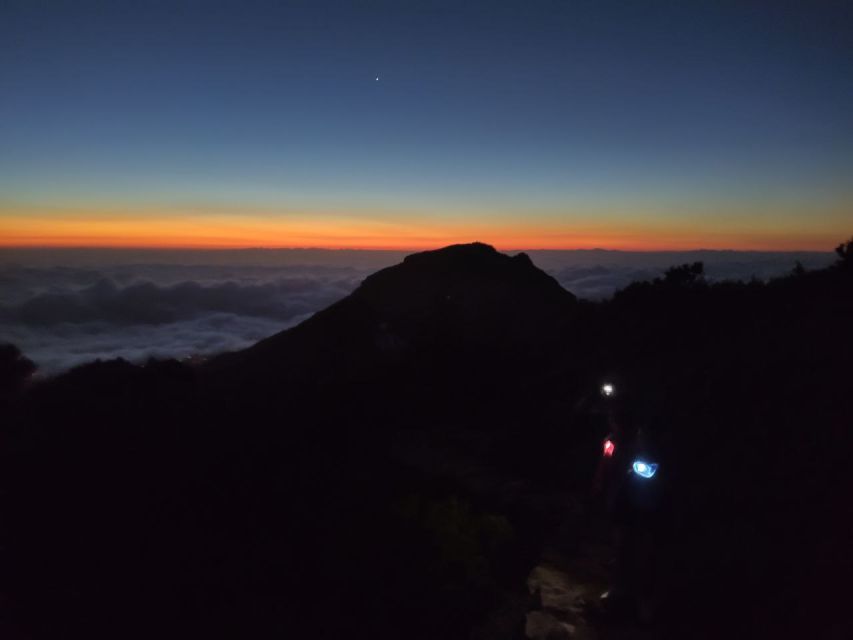 Madeira: Pico Ruivo Guided Sunrise Hike with Hotel Pickup - Cold air, head torches, and the right clothing
