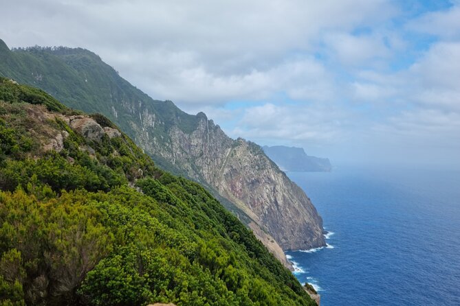 Madeira Porto da Cruz to Machico Self Hiking Tour with Transfer - Why the self-guided format works
