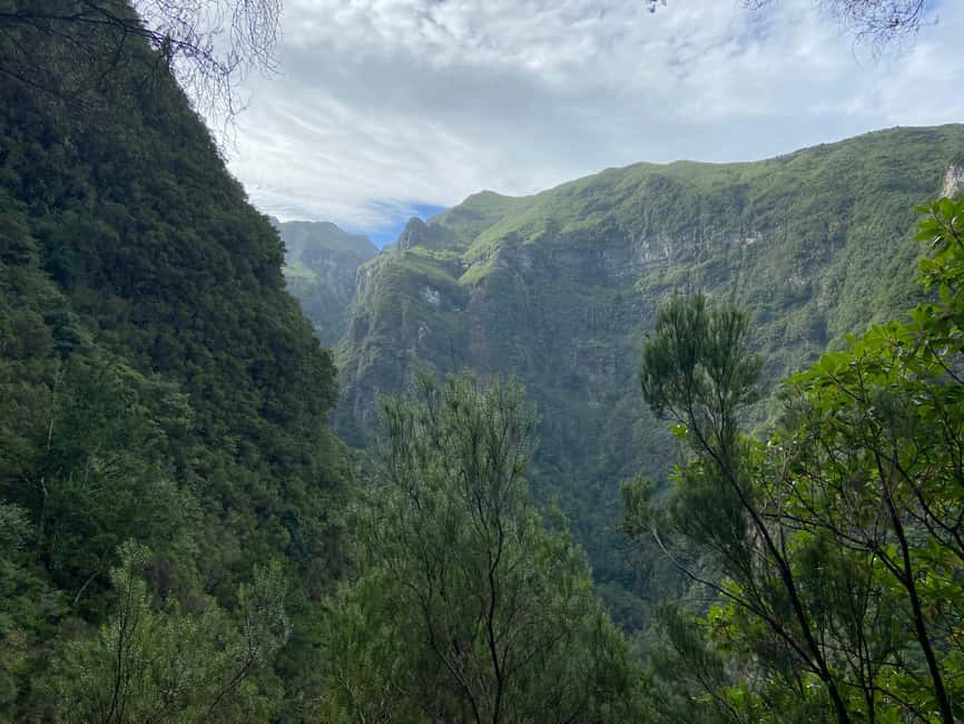 Madeira: PR 9 - Levada do Caldeirão Verde Hike Transfer - How the Return Transfer Works