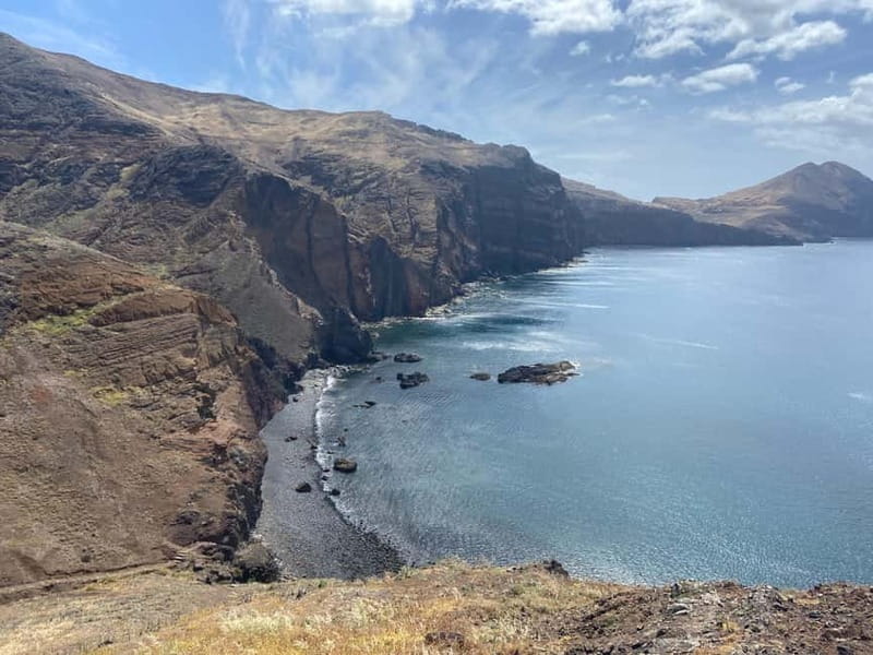 Madeira: PR8 -Ponta de São Lourenço Natural Reserve Transfer - Walking the 3-kilometer route toward the eastern tip