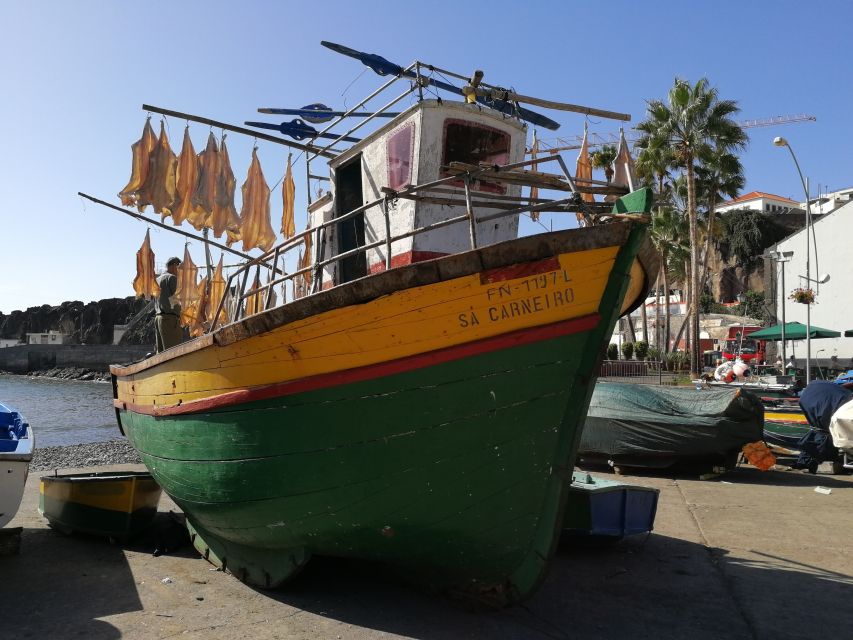 MADEIRA: Private Camara de Lobos Tour in a Tukxi - Doca do Cavacas on the return route