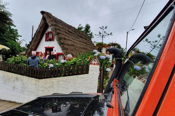 Madeira Private Jeep 4x4: Old Forest Full-Day Tour incl Pico Arieiro - Santana’s thatched houses and a proper lunch stop