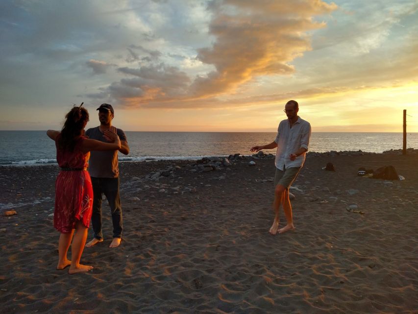 Madeira: Salsa and Bachata dance and discovery experience - Dancing beside Madeira’s Atlantic coast