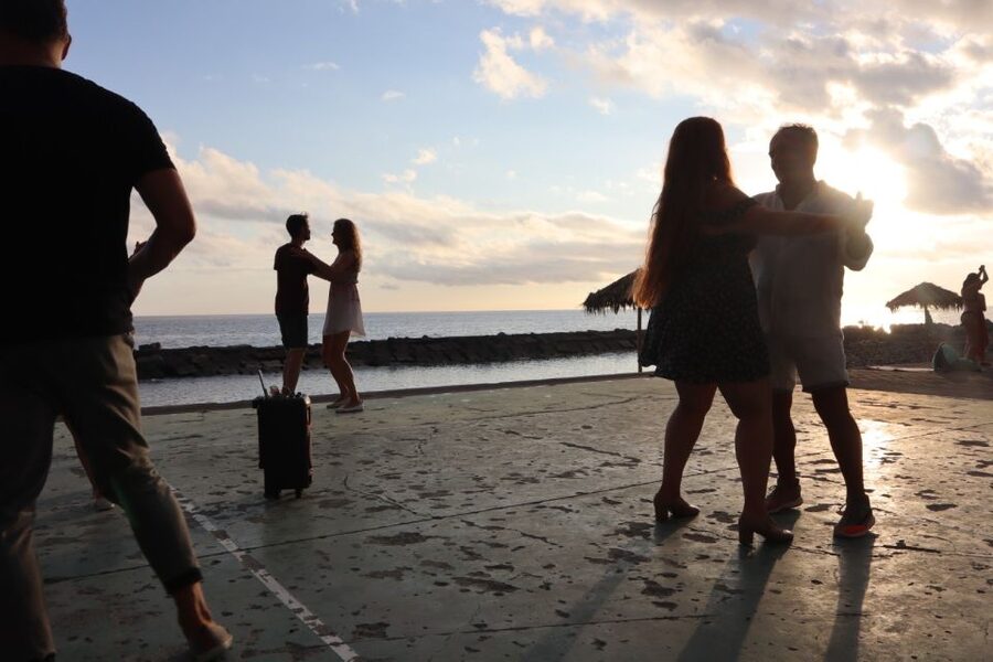 Madeira: Salsa and Bachata dance and discovery experience - Karsten Faber’s teaching style