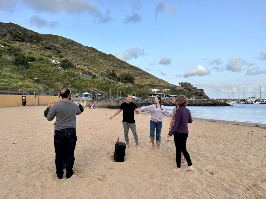 Madeira: Salsa and Bachata dance and discovery experience - Going alone, booking as a couple, or joining a group
