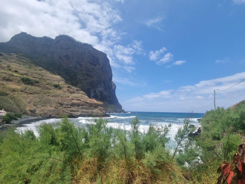 Madeira : Santana, Pico Arieiro, walk full day 4x4 Jeep tour - Santana gives you time for houses, food, and local character
