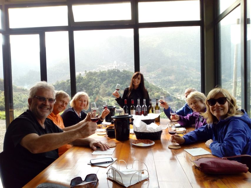 Madeira: Signature Wine Tasting, Skywalk & Nature Expedition - Off-road above São Vicente