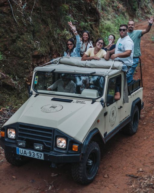 Madeira: Small group East tour ( Pico Arieiro , Santana) - Guide Antonio adds more than directions