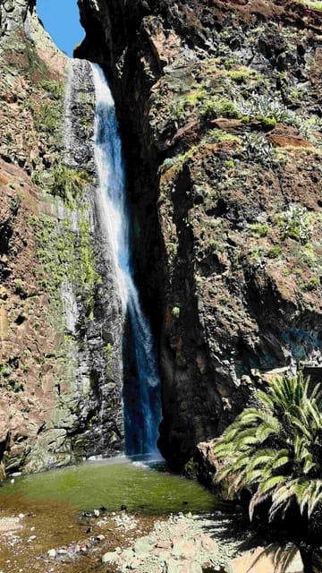 Madeira: Sunny South Side - Cabo Girão, Waterfalls, C. Lobos - Paul do Mar and the coastal road