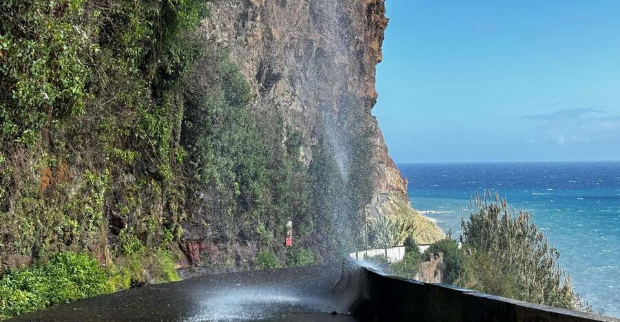 Madeira: Sunny South Side - Cabo Girão, Waterfalls, C. Lobos - Coffee and a first look at Ribeira Brava