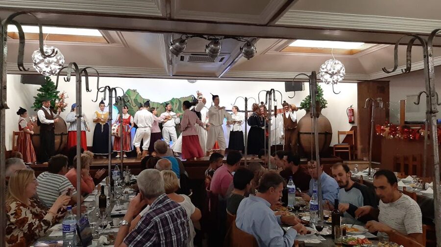 Madeira: Traditional Madeiran Dinner & Show - What the folk show adds to the evening