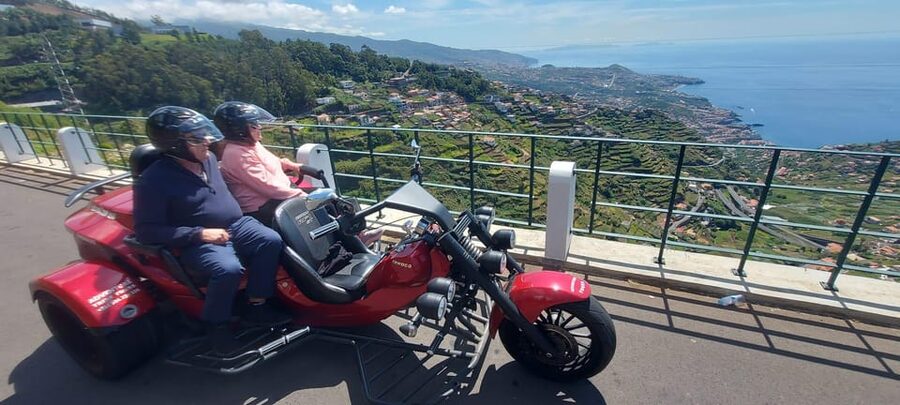 Madeira : Trike Guided Tour of the Island - Santana and the north side need more time