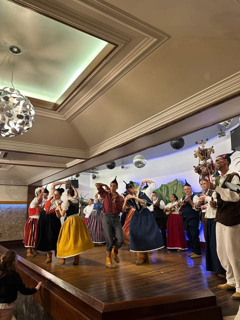 Madeira:TypicalShowFolklore Evening.included.Dinner transpt - Unlimited drinks, with one useful warning