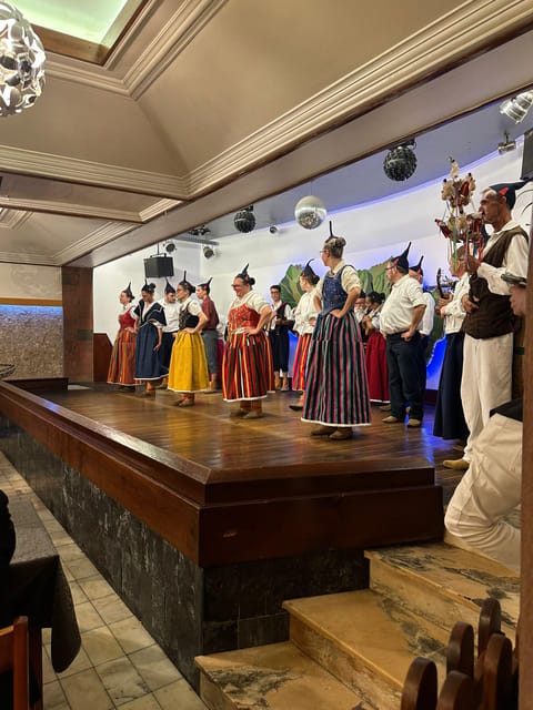 Madeira:TypicalShowFolklore Evening.included.Dinner transpt - FAQ