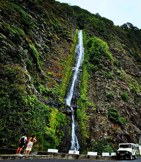 Madeira: Visit the Vulcanic Pools, Waterfalls and the Magic Forest of Fanal - Água d’Alto and the return to Funchal