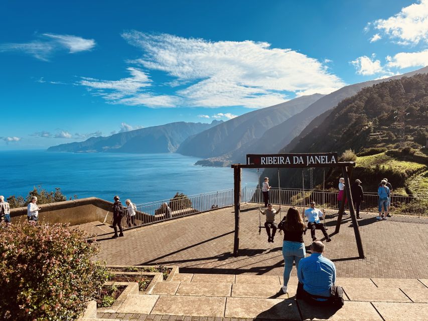 Madeira: Western Madeira Guided Trip & Fanal Mystic Forest - Câmara de Lobos and Madeira’s fishing roots