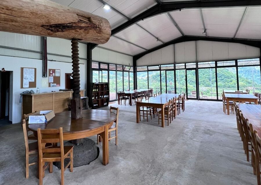 Madeira: Wine Tasting Guided Tour, Jeep Safari, & Viewpoints - Arriving at Quinta do Barbusano in São Vicente