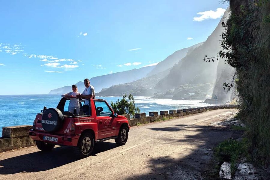 North Tour Private Half-Day: S. Vicente, Seixal & P. Moniz - What the guide adds to the scenery