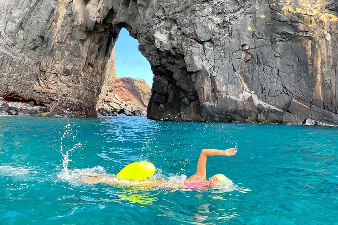 Open-Water Swimming in Madeira - Returning to Lido Galomar and warming up