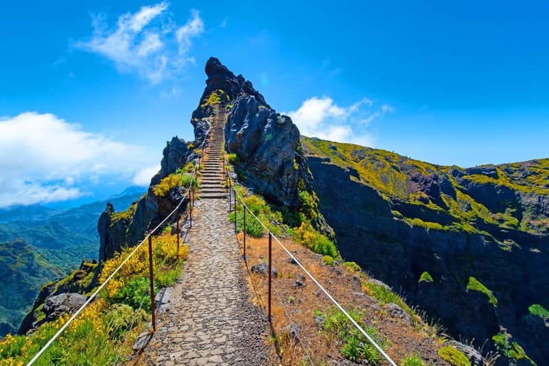 Pico Areeiro to Pico Ruivo Madeira Island Walk - Leaving Funchal for the high peaks