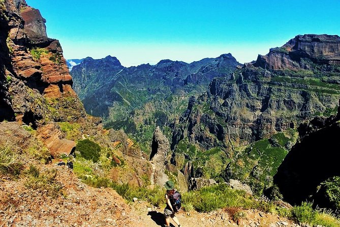 Pico do Areeiro to Pico Ruivo (PR 1) - Hiking Tour in Madeira - Reaching Pico Ruivo at 1,861 meters