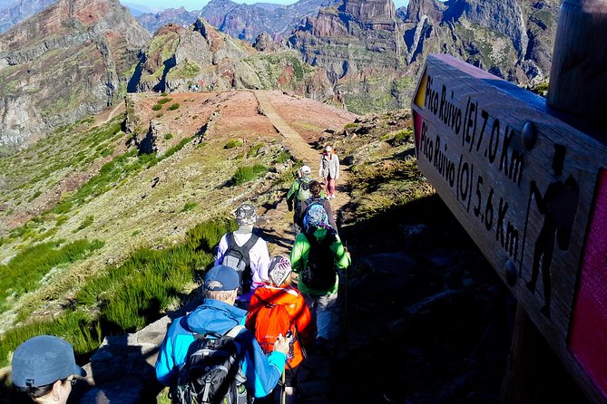 Pico do Areeiro to Pico Ruivo (PR 1) - Hiking Tour in Madeira - Weather, closures, and route changes